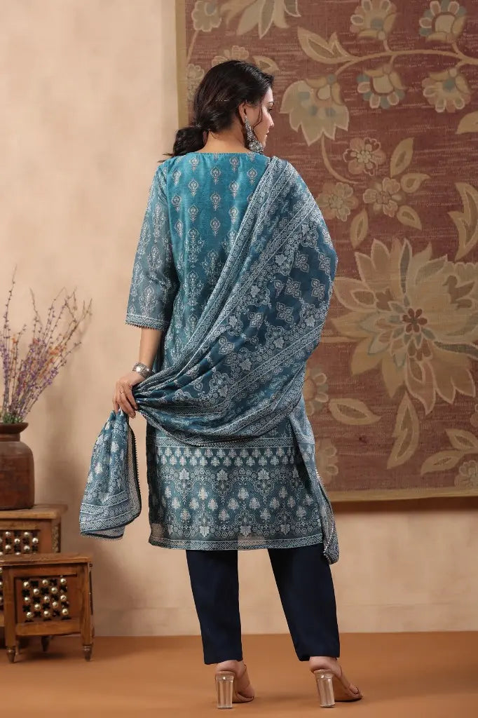 Women Blue Ethnic Motifs Printed Kurta Set
